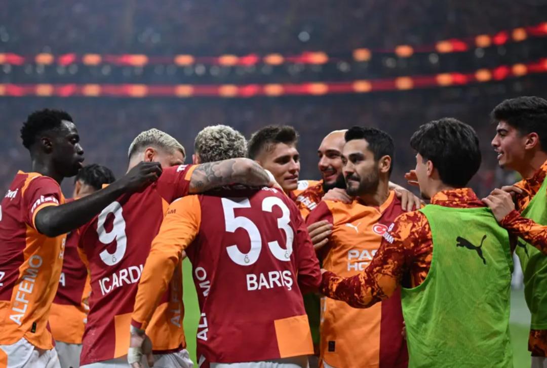 Union SG maçına saatler kala Osimhen Okan Buruk ile görüştü! İşte maçın muhtemel 11 leri ve tüm detaylar 7